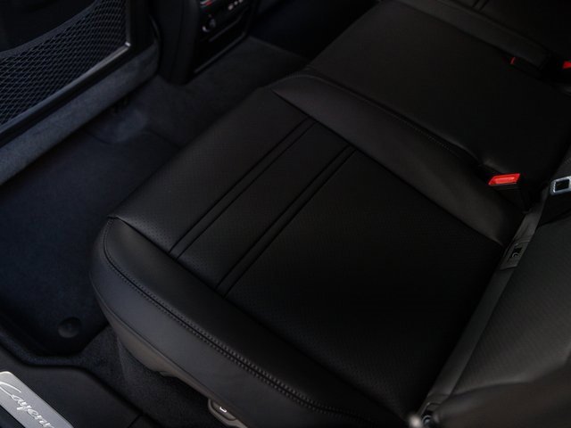 New 2026 Porsche Cayenne E-Hybrid image 30