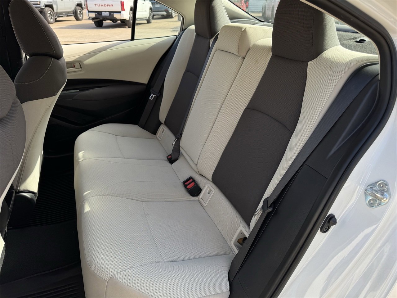 Used 2022 Toyota Corolla LE image 26