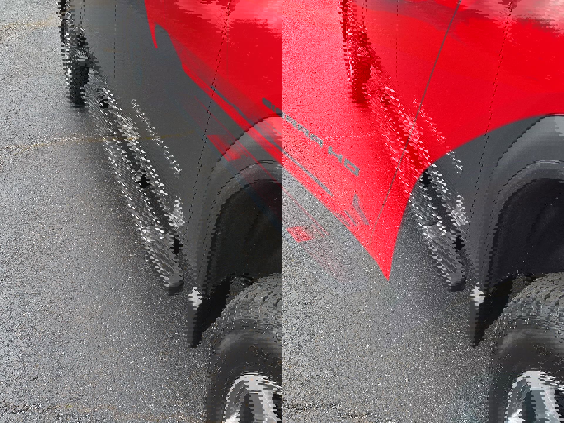 New 2026 GMC Sierra 2500 SLE image 6