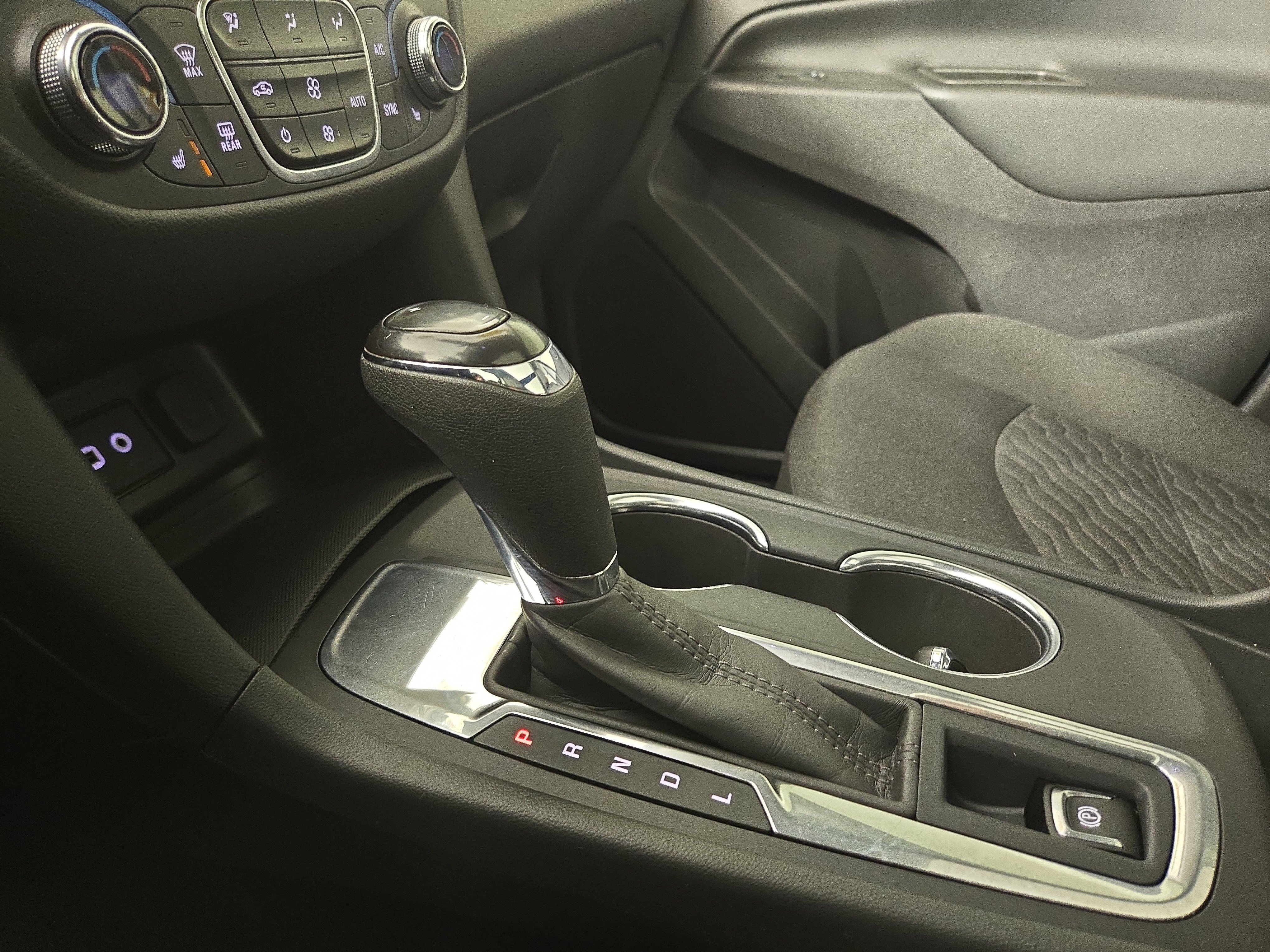 Certified 2021 Chevrolet Equinox LT image 24