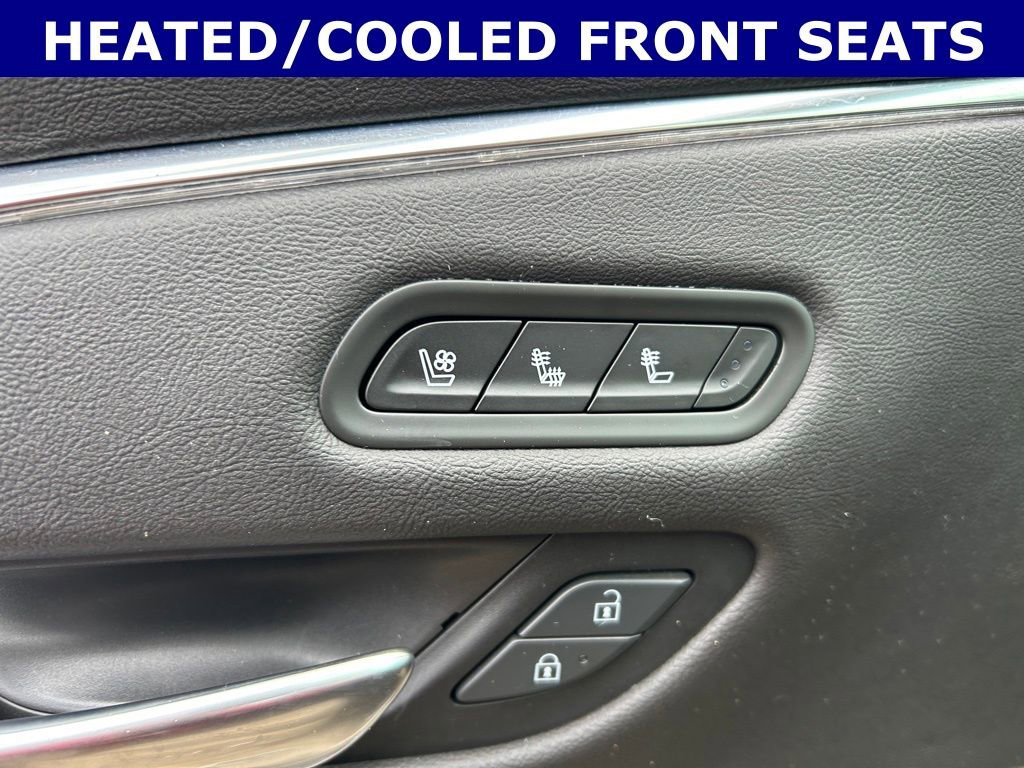 Used 2021 Cadillac Escalade ESV Premium Luxury w/ Driver Assist Tech Package image 6