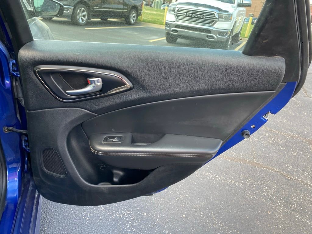 Used 2015 Chrysler 200 C w/ Navigation & Sound Group I image 8