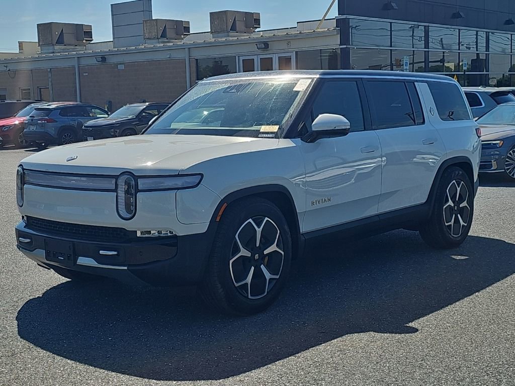 Used 2023 Rivian R1S Adventure AWD/4WD image 15
