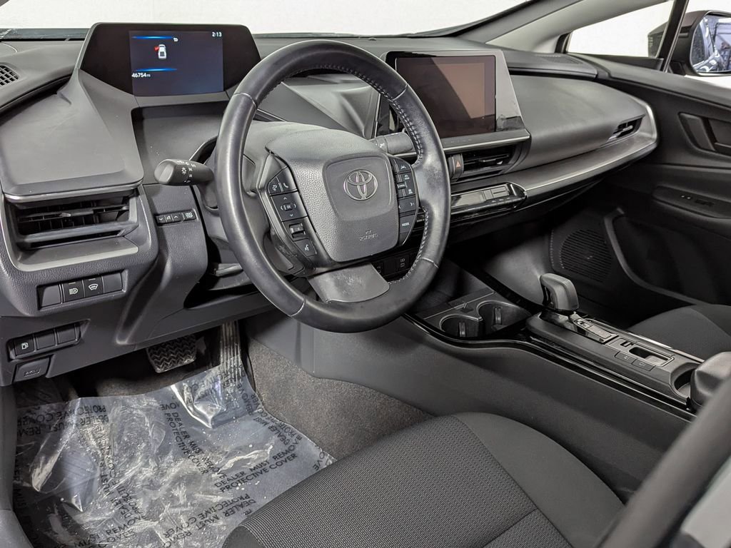 Used 2024 Toyota Prius LE image 14