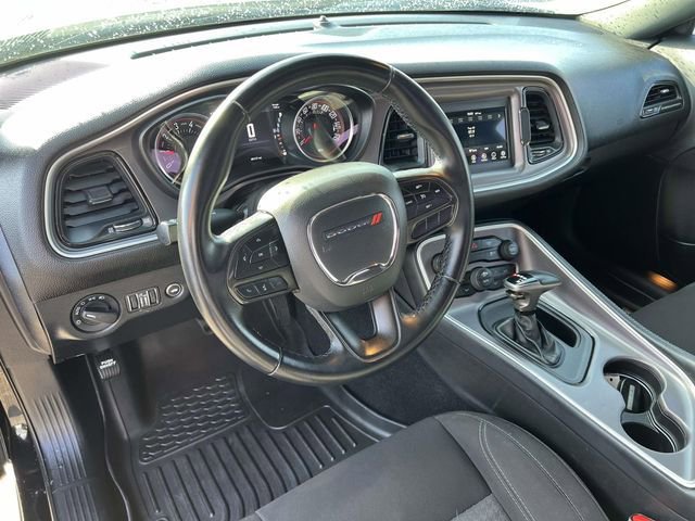 Used 2022 Dodge Challenger SXT RWD image 24
