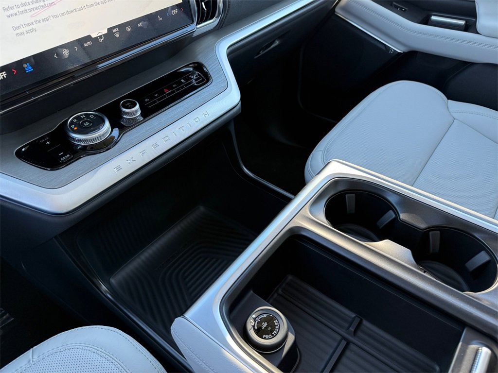 New 2026 Ford Expedition Max Platinum w/ Driver's Package image 27