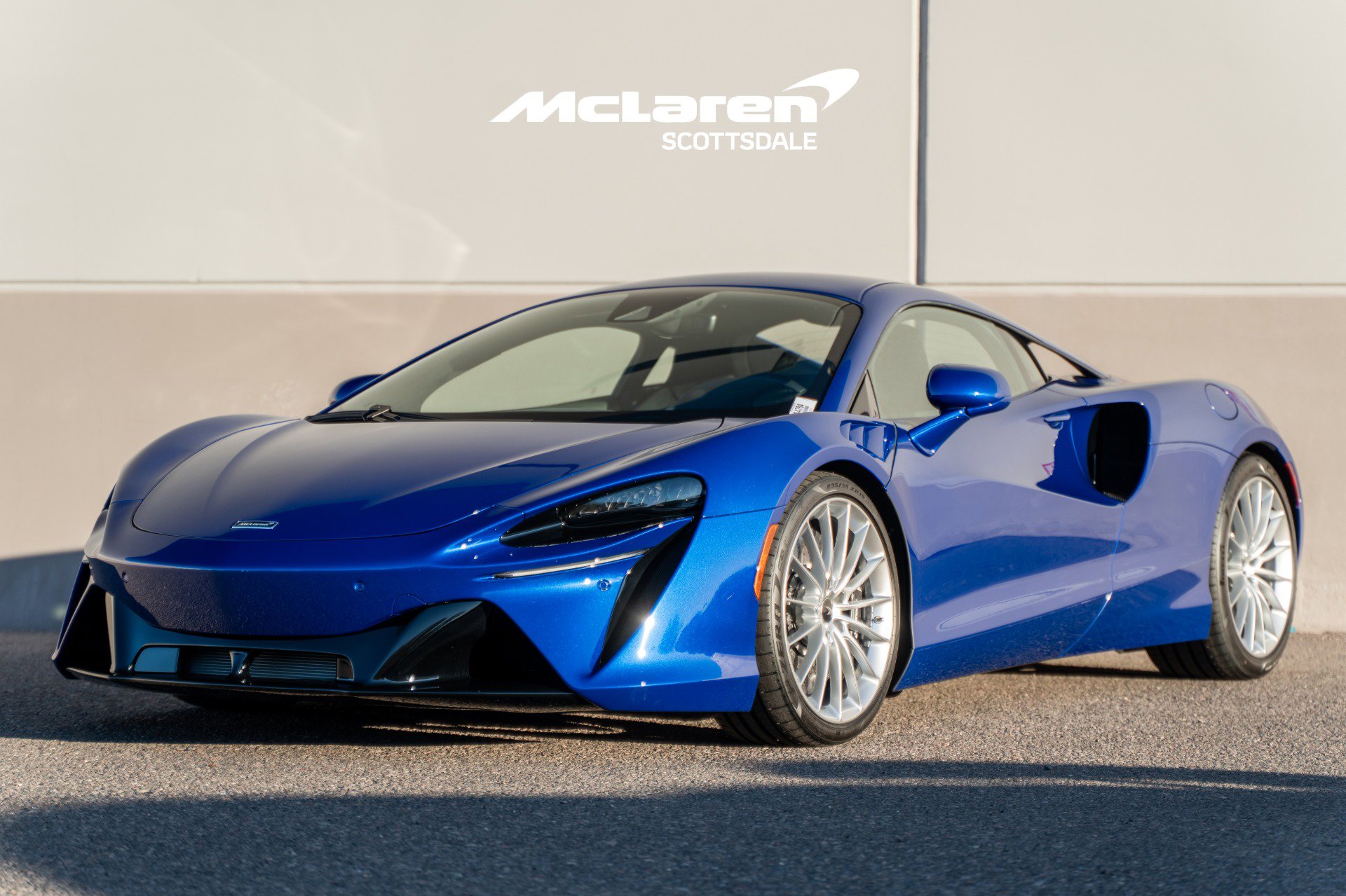 New 2026 McLaren Artura image 3