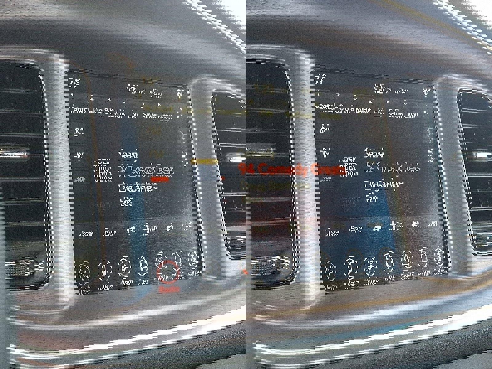 Used 2017 Dodge Charger SXT w/ Blacktop Package image 17