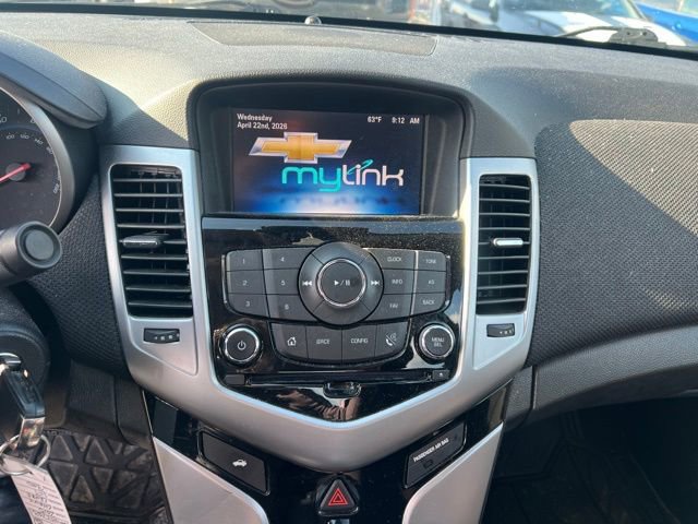 Used 2015 Chevrolet Cruze LT FWD image 18