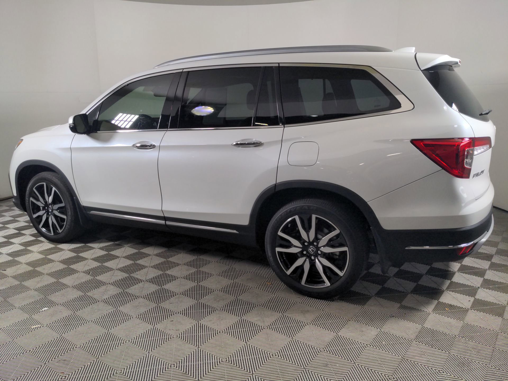 Used 2020 Honda Pilot Touring image 33