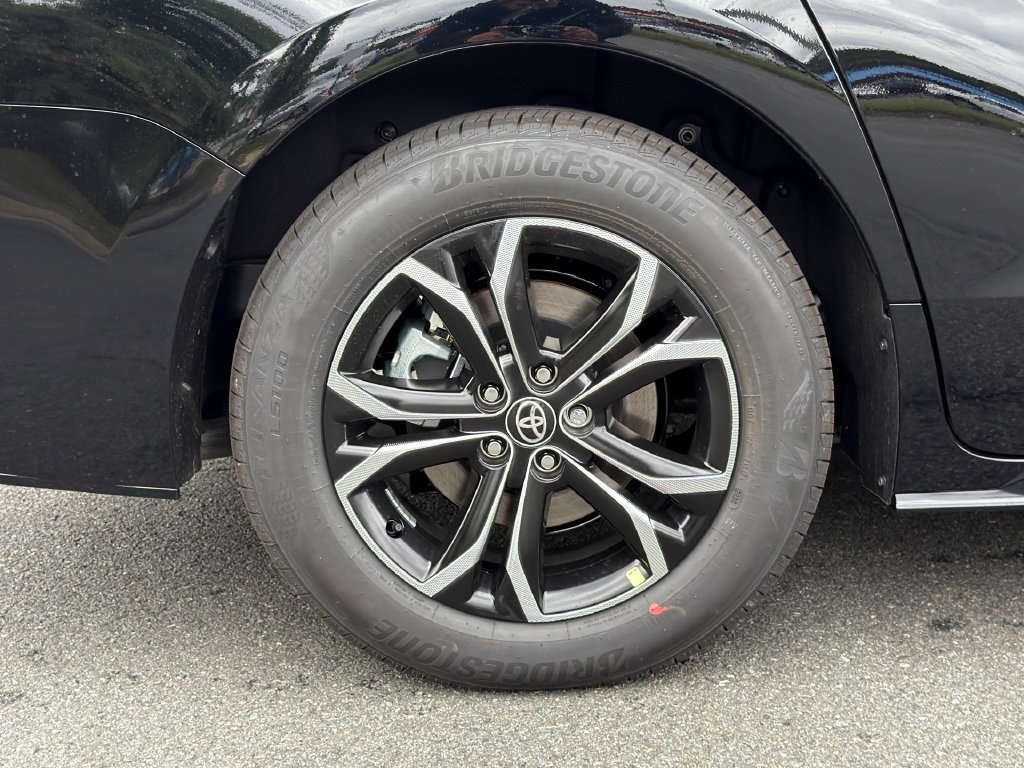 New 2026 Toyota Sienna Platinum AWD/4WD image 9