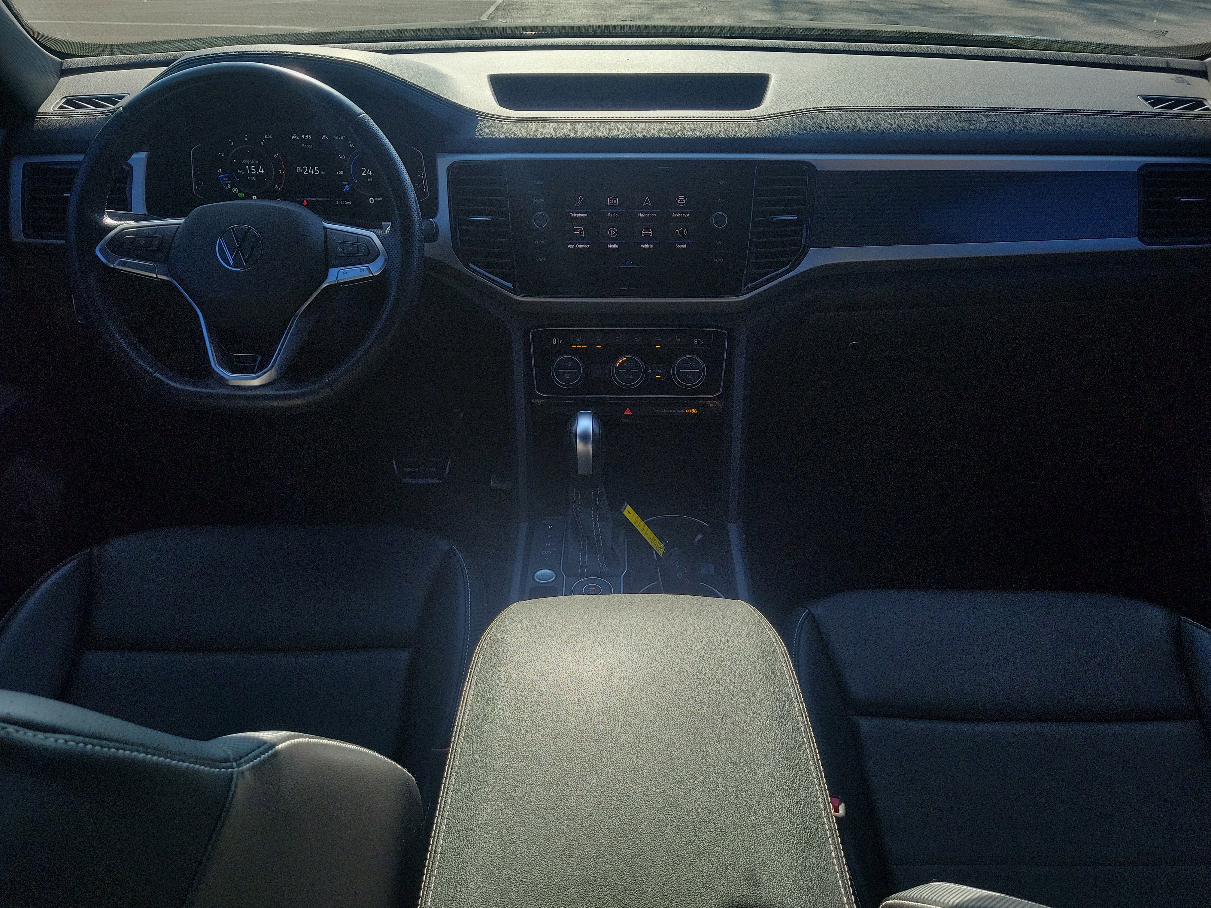 Used 2023 Volkswagen Atlas Cross Sport SEL R-Line image 13