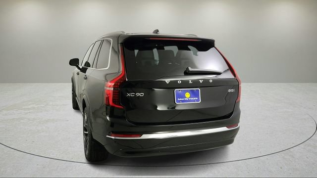 New 2026 Volvo XC90 B5 Plus w/ Protection Package AWD/4WD image 5