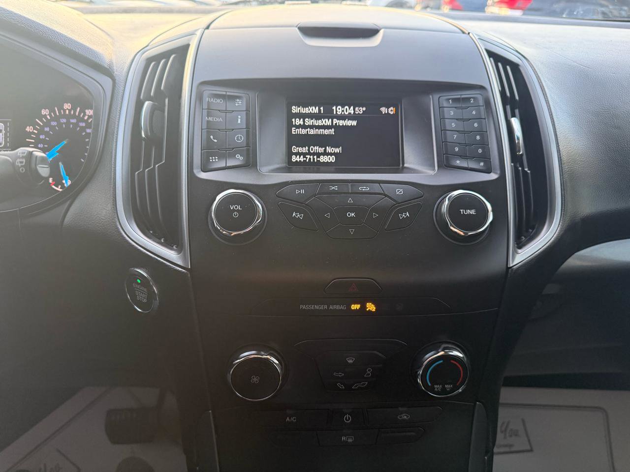 Used 2019 Ford Edge SE AWD/4WD image 21