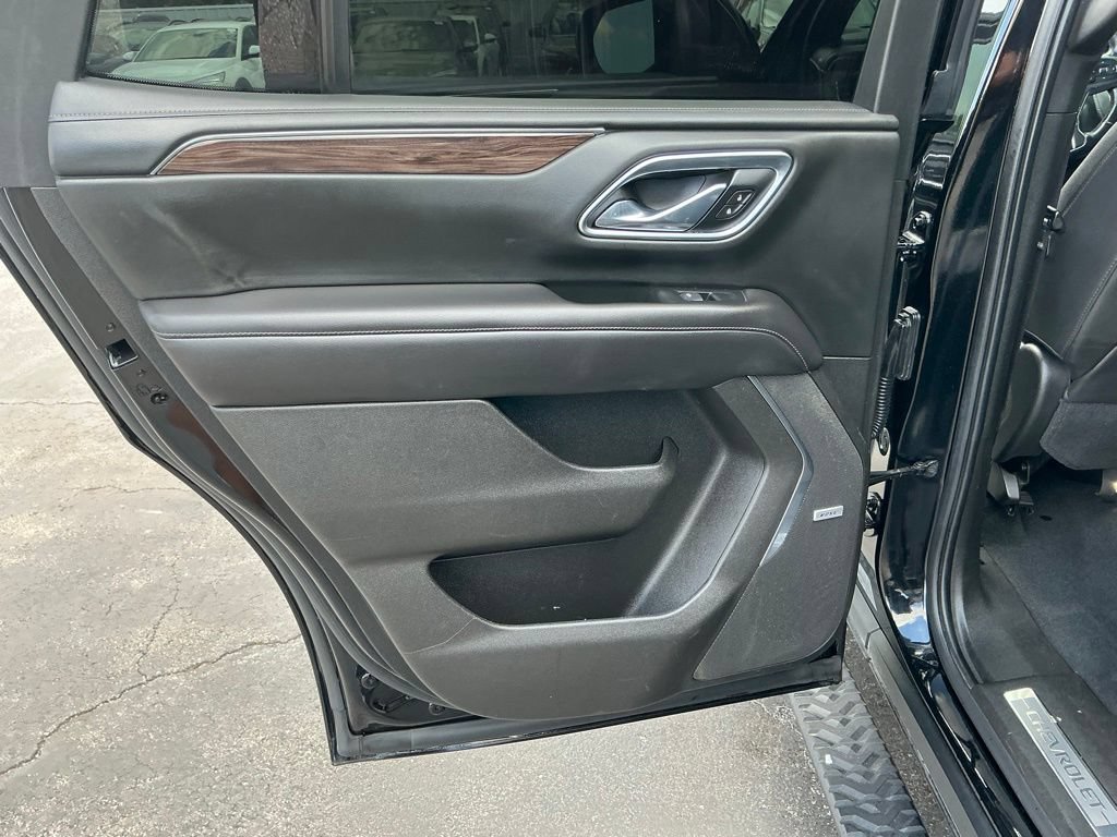 Used 2021 Chevrolet Tahoe Z71 AWD/4WD image 17