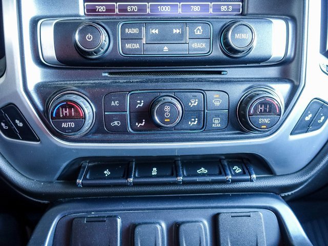 Used 2018 GMC Sierra 1500 SLT w/ SLT Premium Package image 3