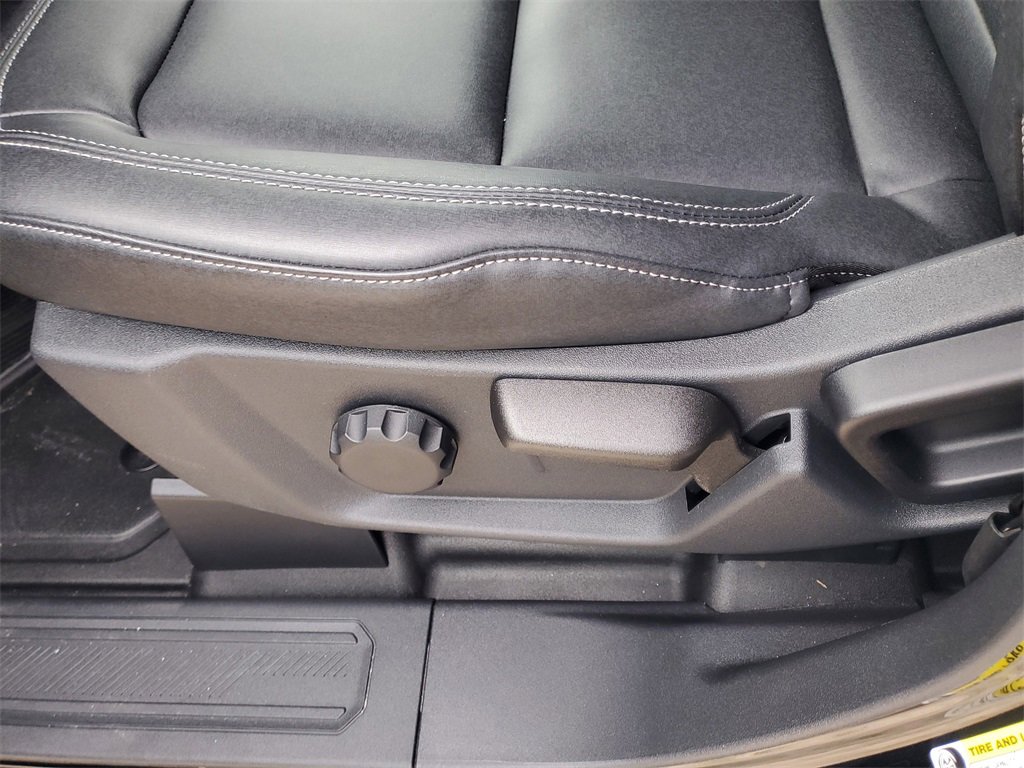 New 2025 Ford Bronco Badlands image 9