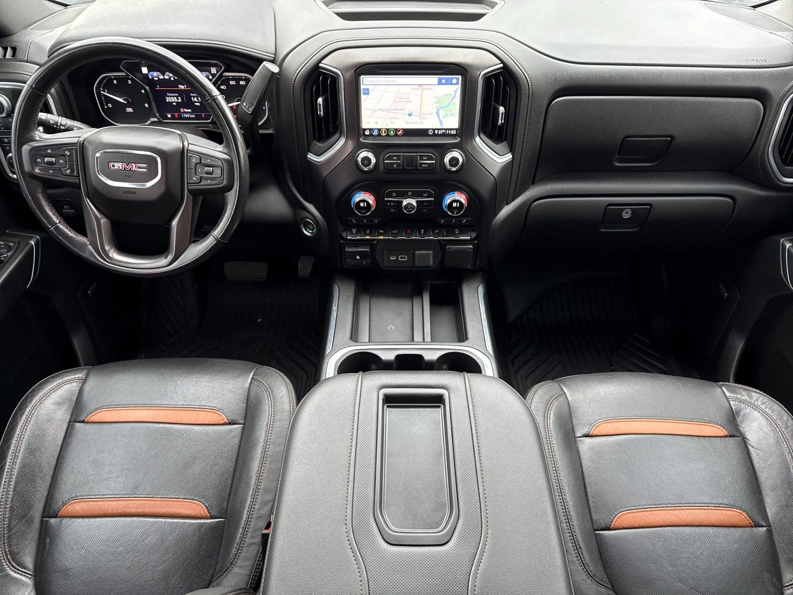 Used 2020 GMC Sierra 2500 AT4 w/ Technology Package image 15