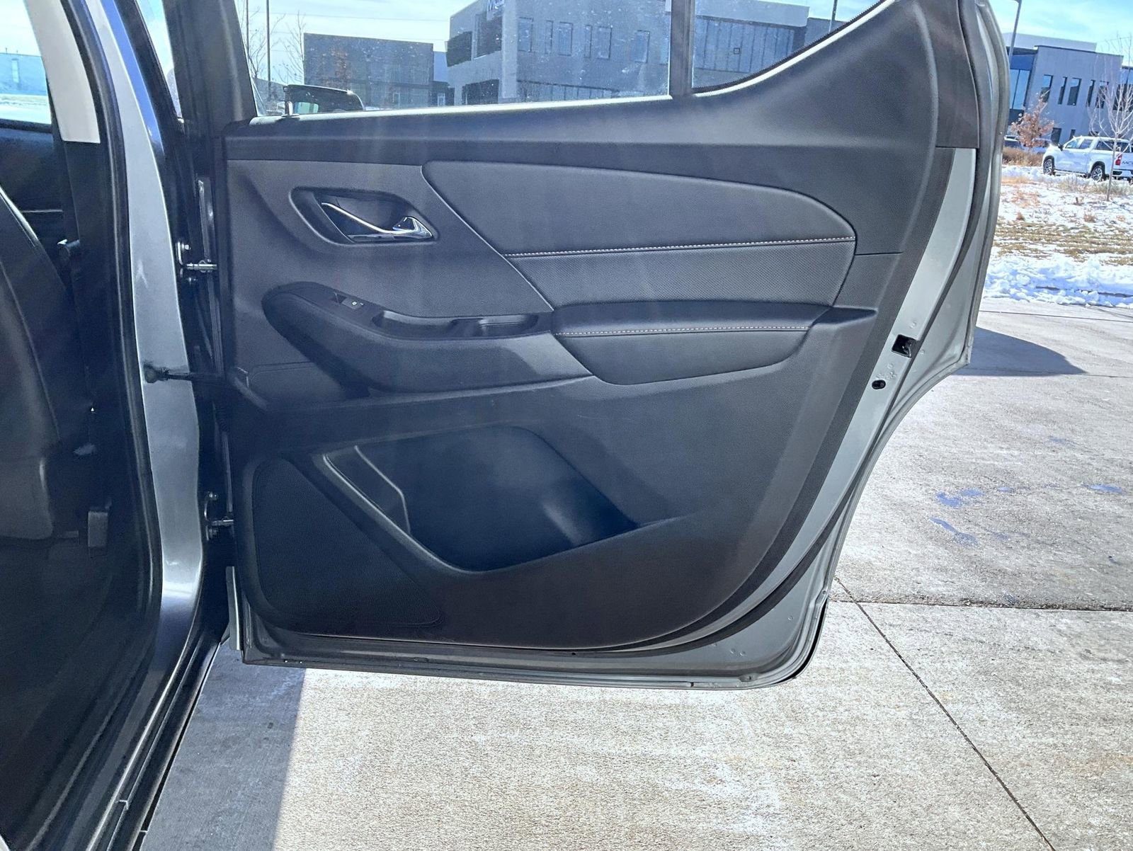 Used 2020 Chevrolet Traverse Premier image 23