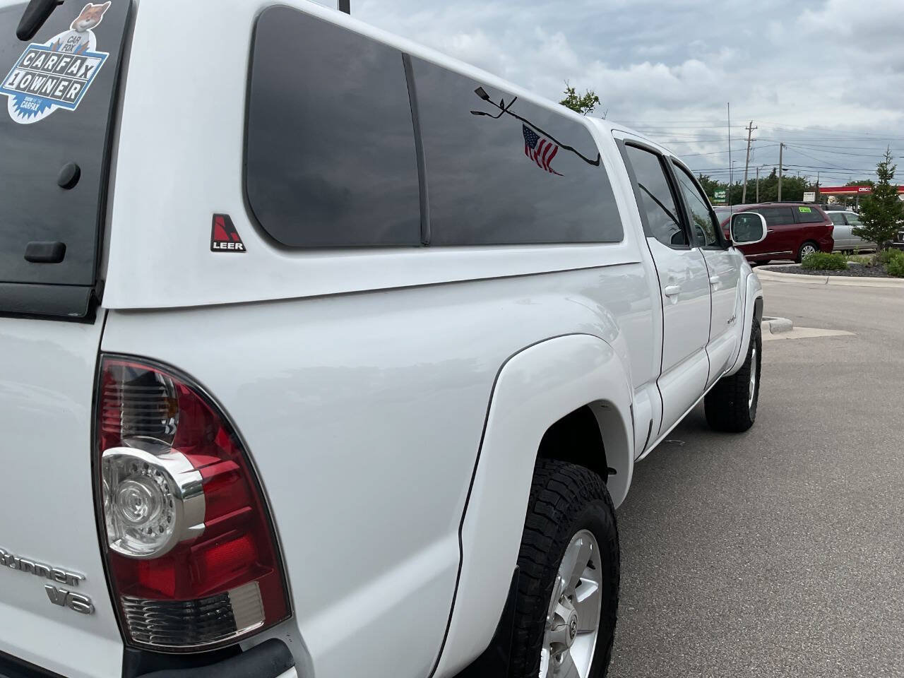 Used 2011 Toyota Tacoma PreRunner w/ TRD Sport Pkg RWD image 8