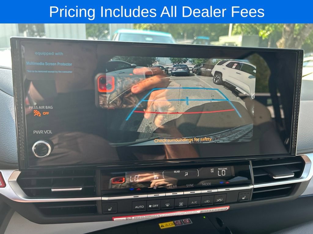 New 2026 Toyota Sienna XLE FWD image 38