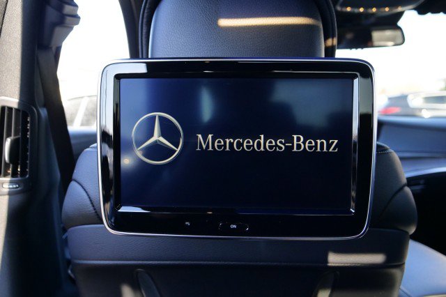 Used 2017 Mercedes-Benz S 550 4MATIC Sedan image 43