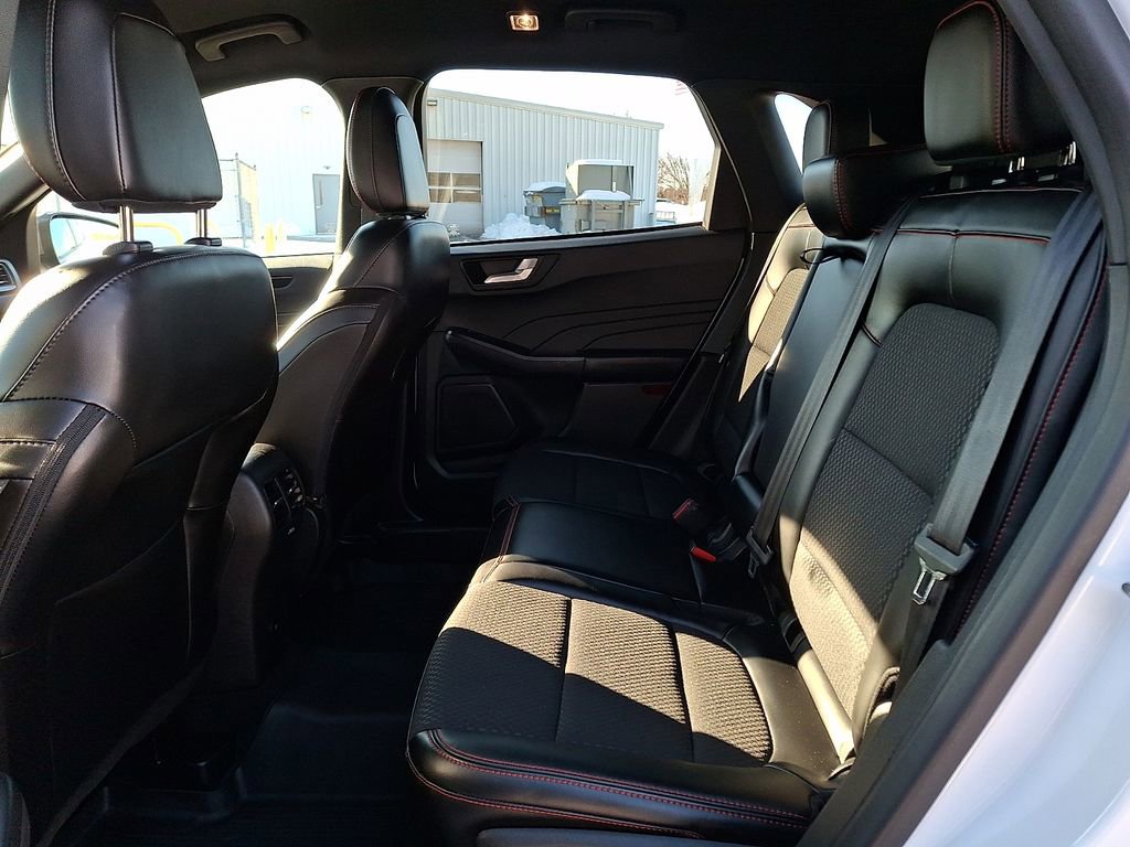 Used 2023 Ford Escape ST-Line w/ Tech Pack #1 image 13