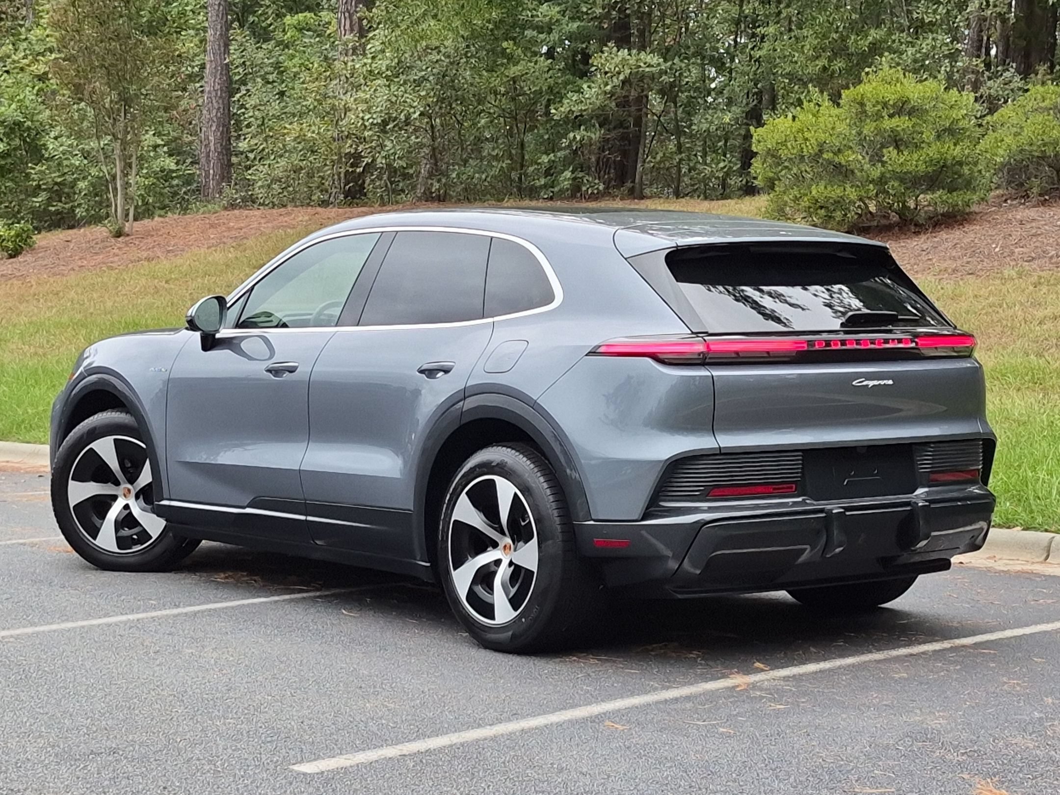 New 2026 Porsche Cayenne S AWD/4WD image 3