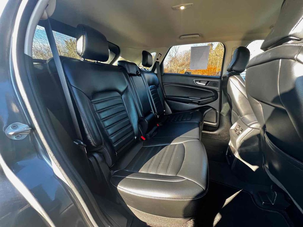 Used 2023 Ford Edge SEL image 22