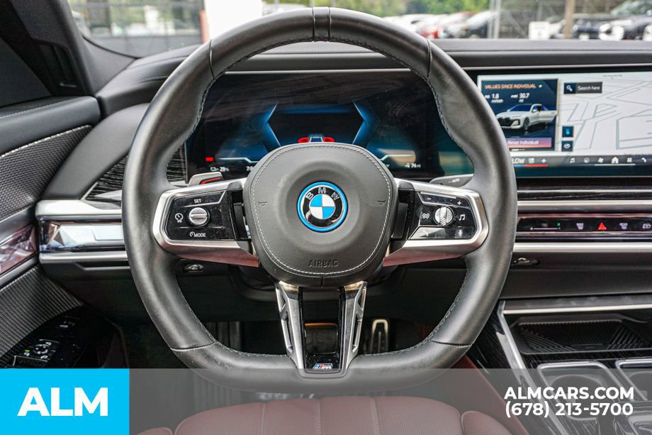 Used 2025 BMW i7 eDrive50 w/ M Sport Package image 29