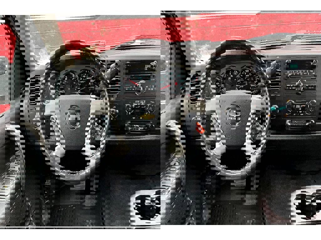 Used 2012 Chevrolet Silverado 2500 LT w/ Interior Plus Package image 6