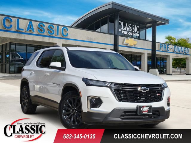 Used 2022 Chevrolet Traverse RS