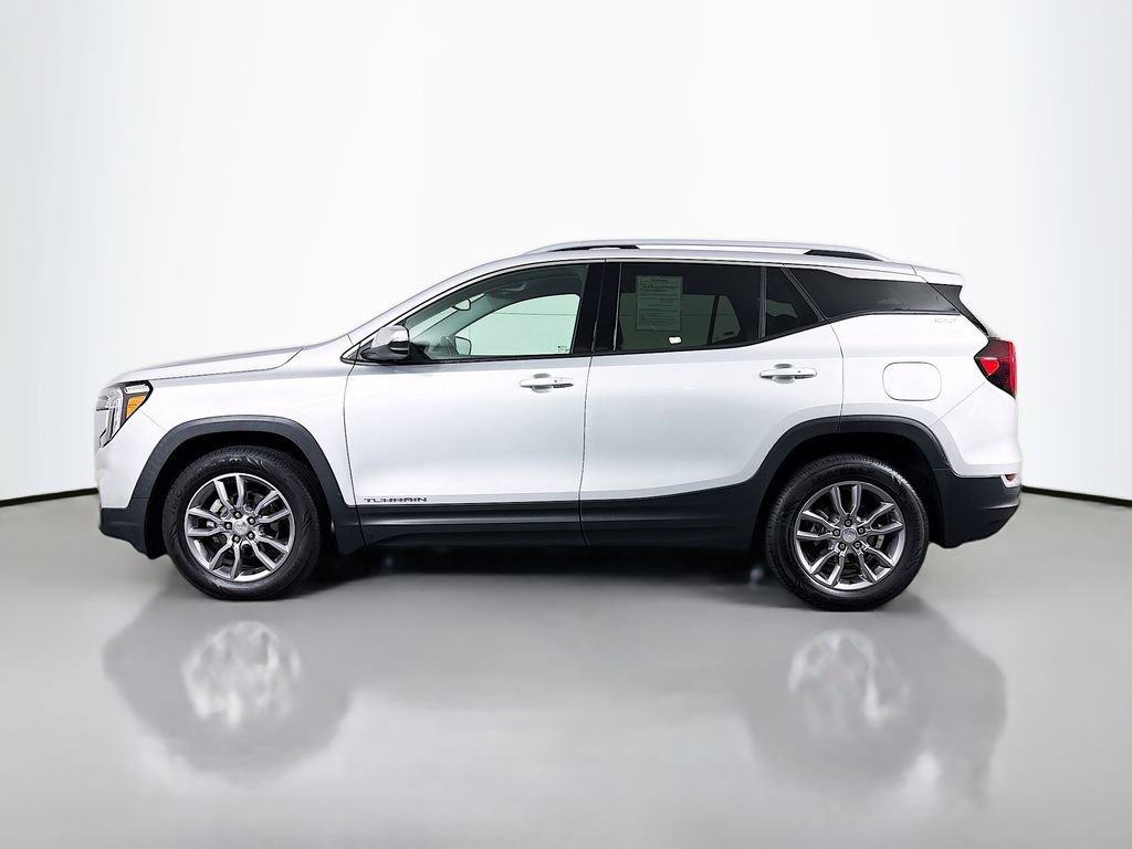 Certified 2022 GMC Terrain SLT AWD/4WD image 4
