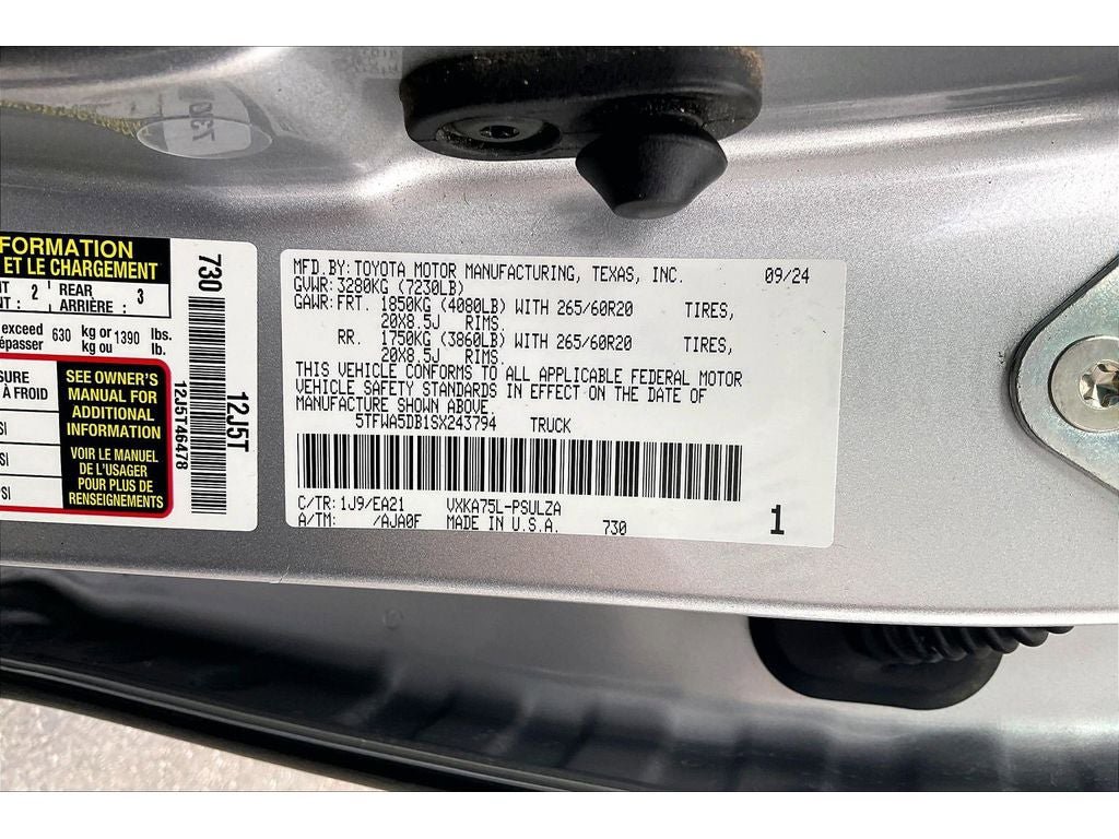 Used 2025 Toyota Tundra Limited w/ TRD Off-Road Package AWD/4WD image 35