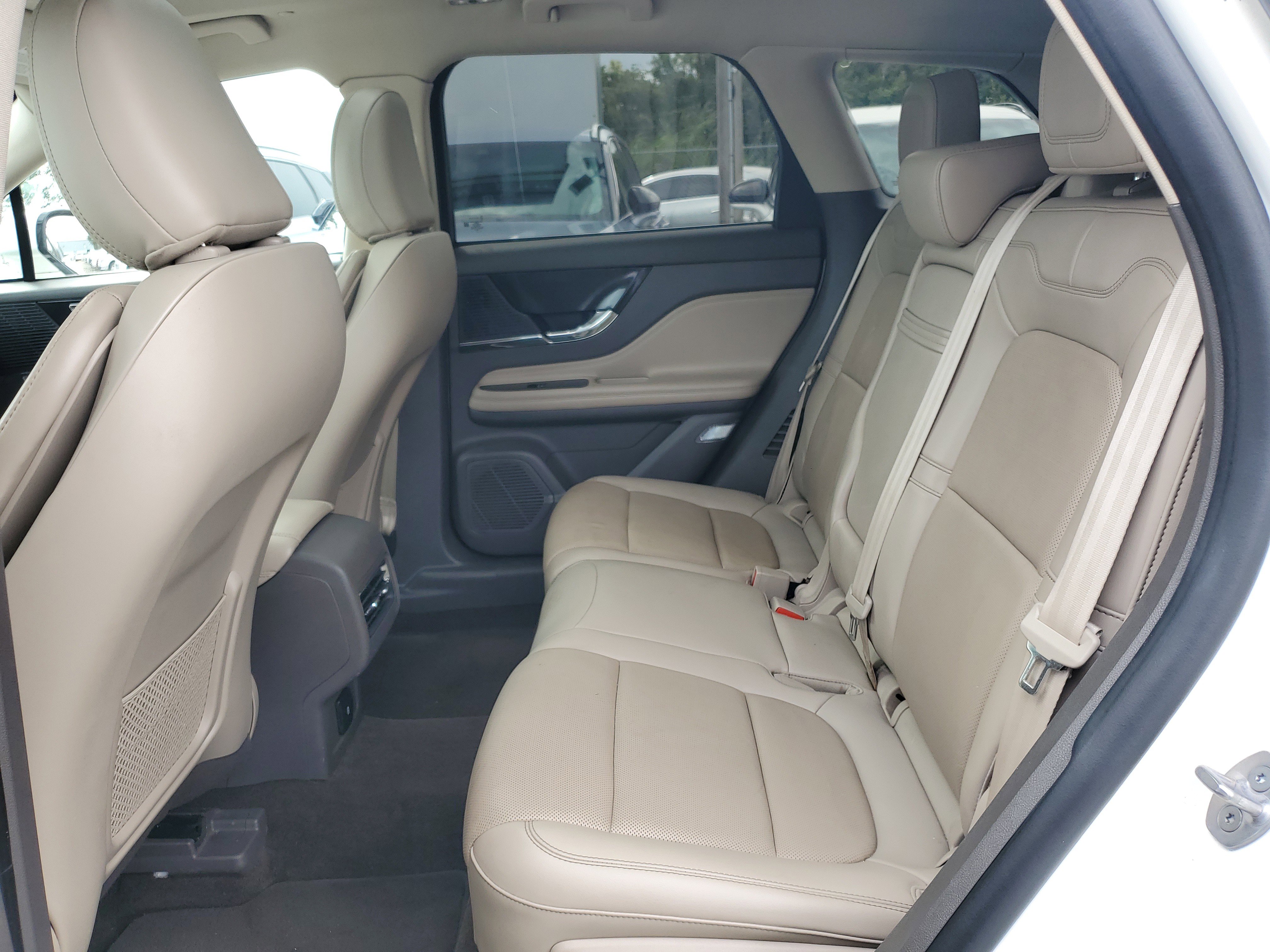 Certified 2022 Lincoln Corsair Reserve image 10