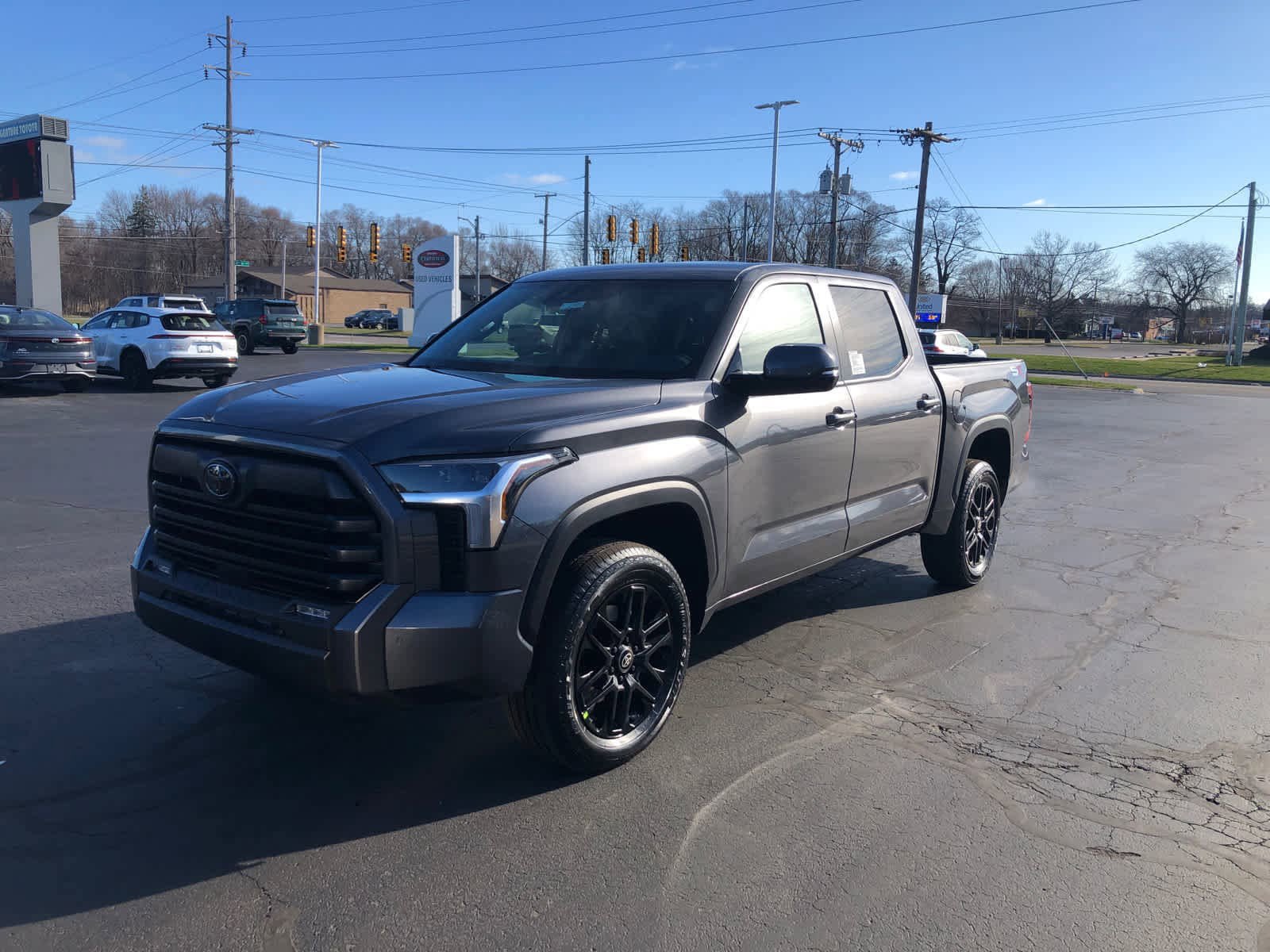 New 2026 Toyota Tundra SR5 AWD/4WD image 4