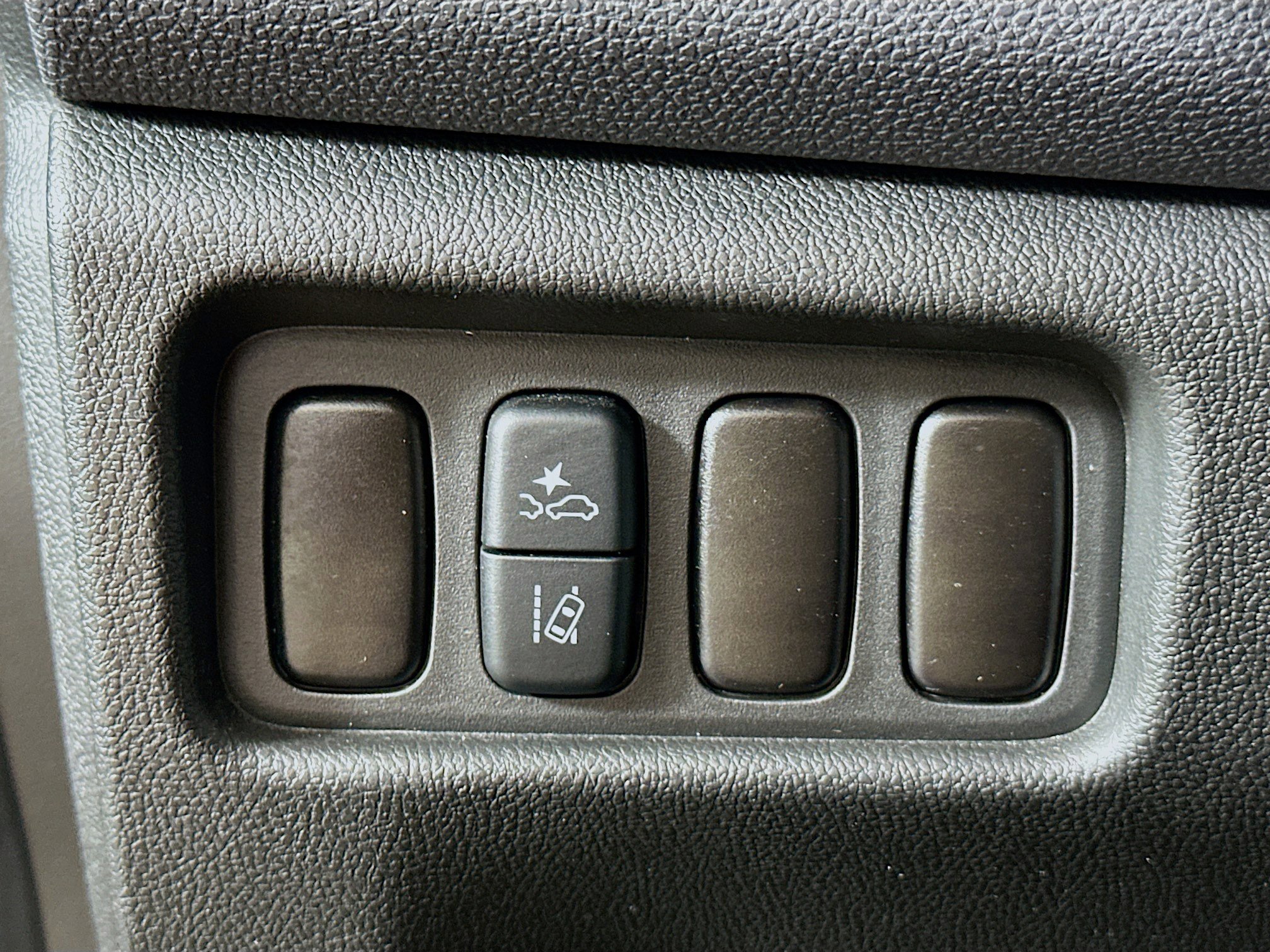 Used 2025 Mitsubishi Outlander Sport ES image 16