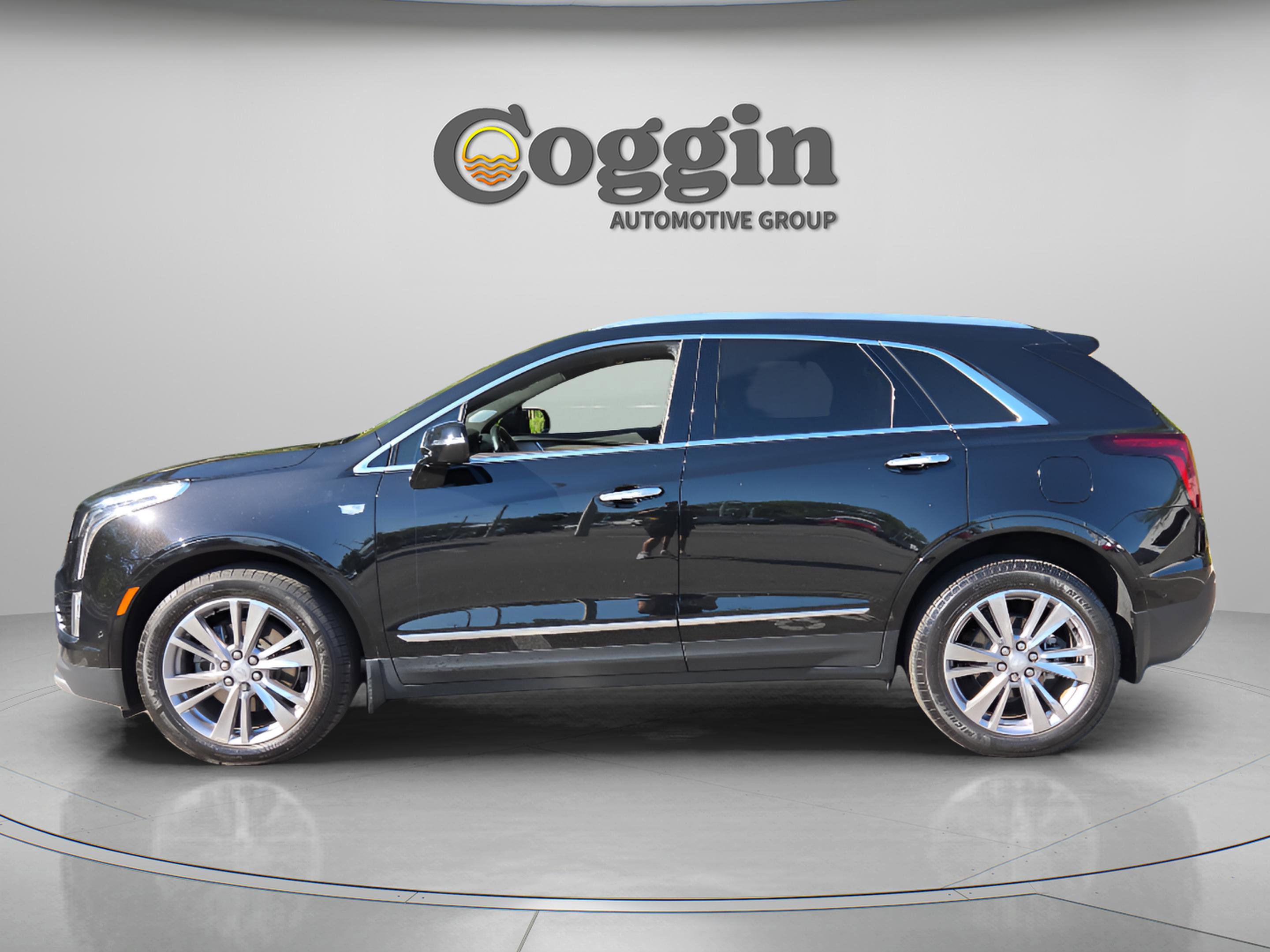 Used 2024 Cadillac XT5 Premium Luxury w/ Platinum Package FWD image 2