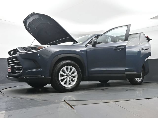 Certified 2024 Toyota Grand Highlander AWD image 50