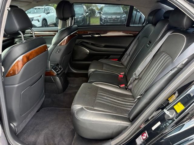 Used 2017 Genesis G90 3.3T Premium RWD image 24