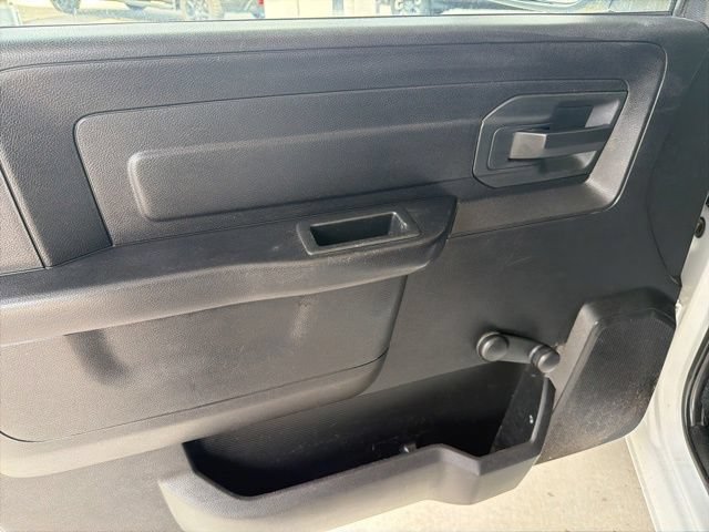 Used 2018 RAM 1500 Express RWD image 17