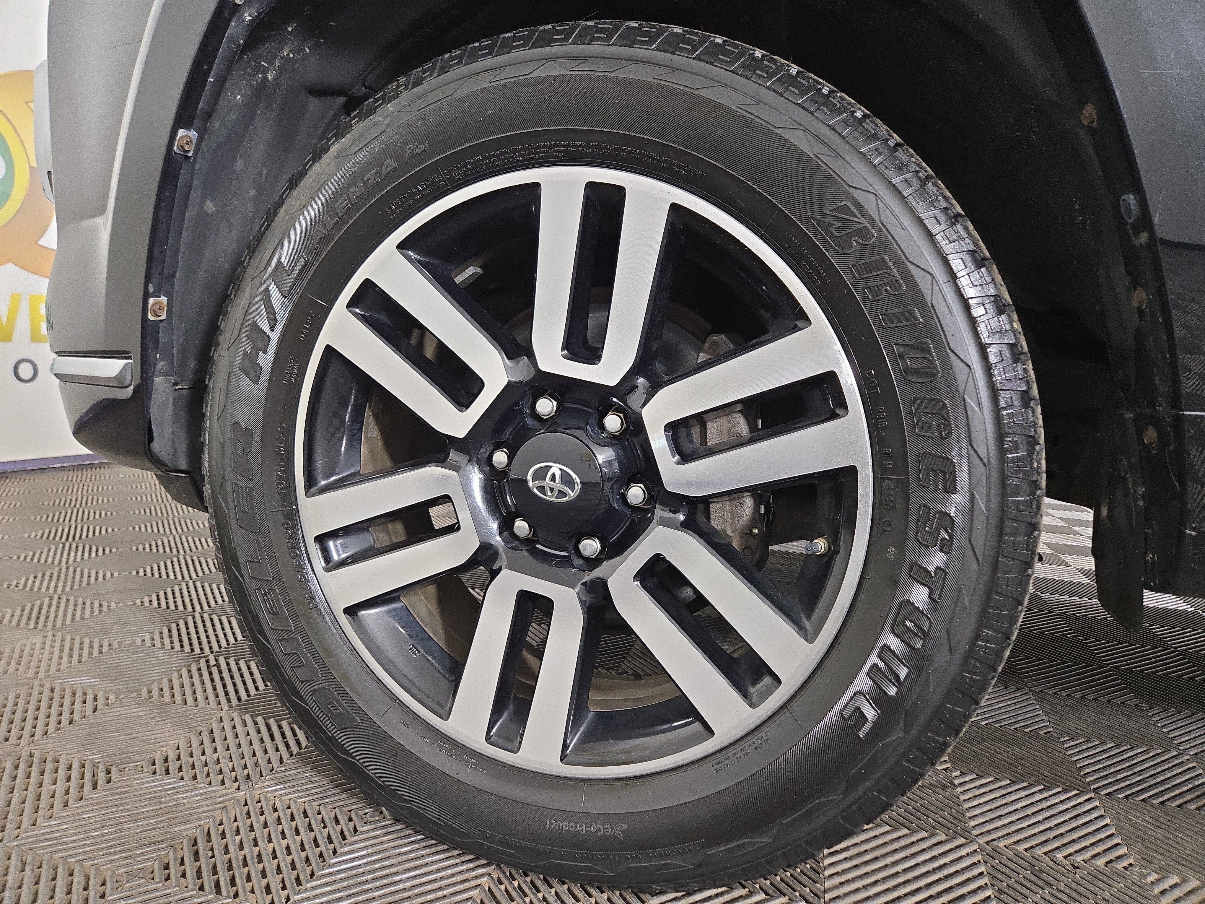 Used 2016 Toyota 4Runner Limited image 35