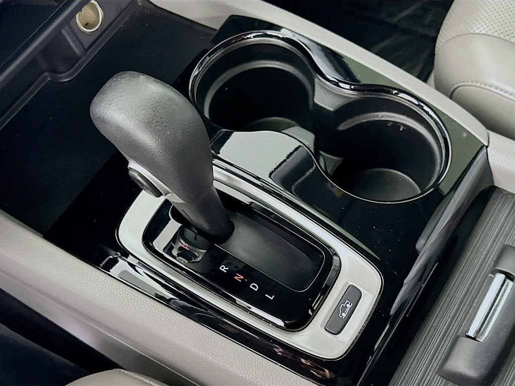 Used 2018 Honda Ridgeline RTL-E image 32