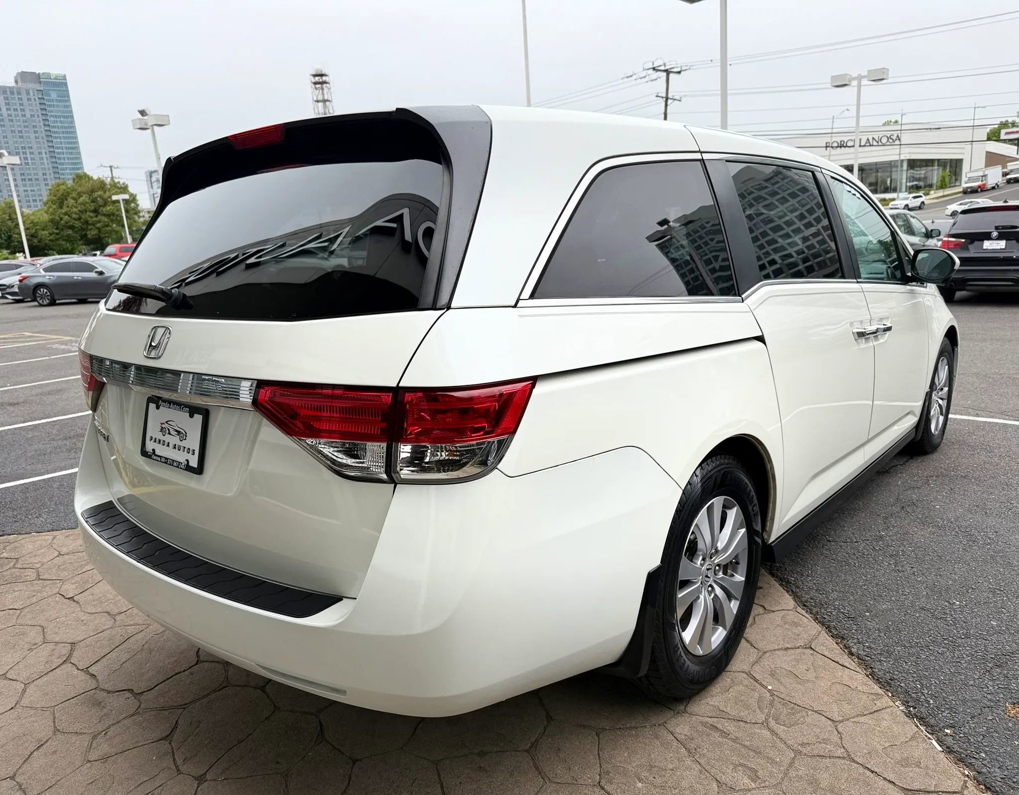 Used 2016 Honda Odyssey EX-L image 7