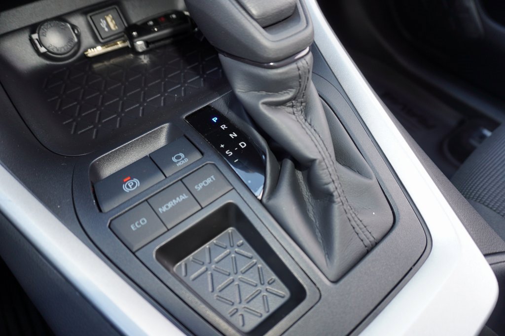 New 2025 Toyota RAV4 LE image 15