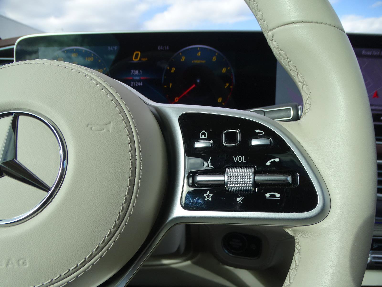 Used 2021 Mercedes-Benz Maybach GLS 600 4MATIC image 29