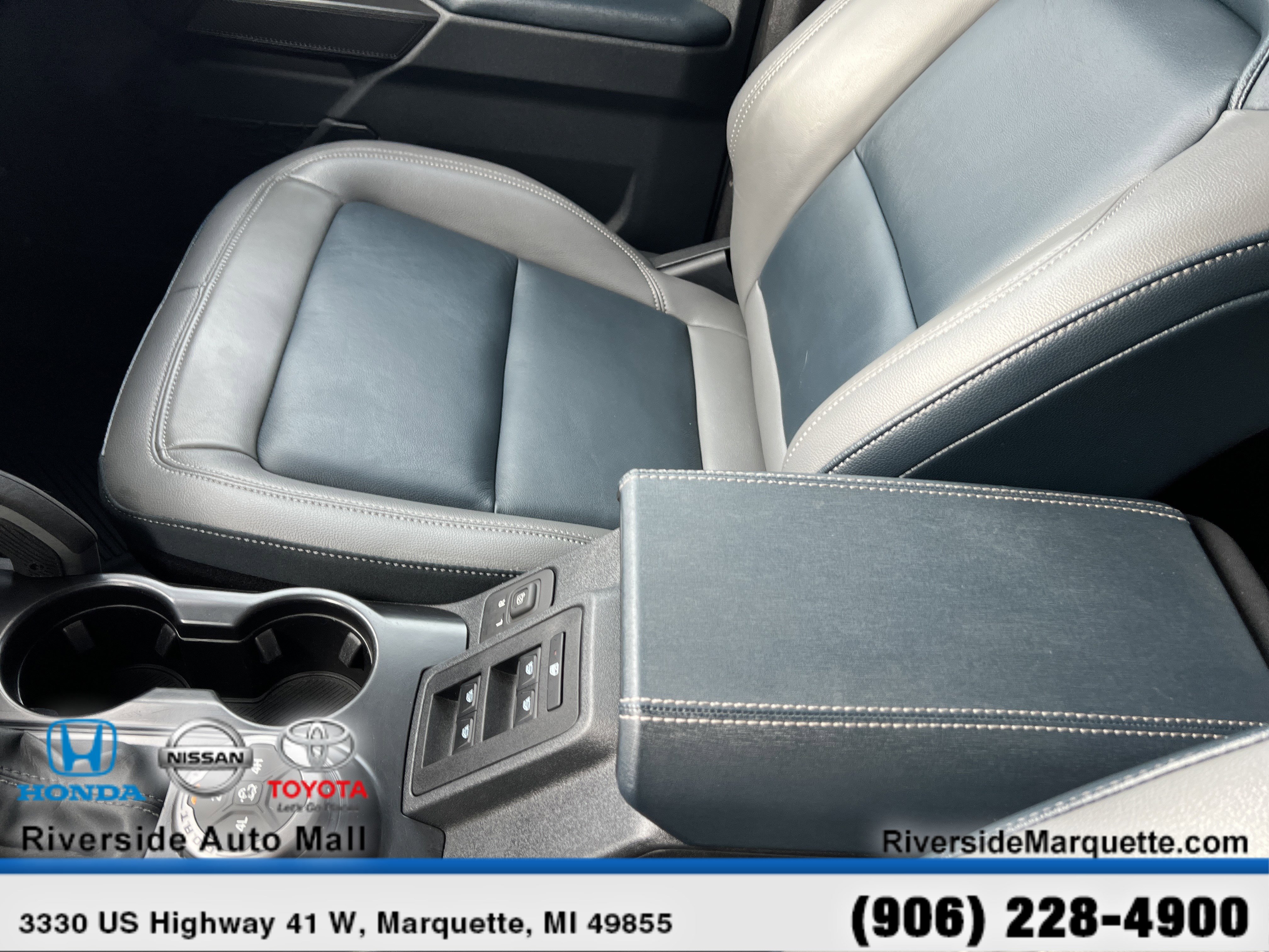 Used 2024 Ford Bronco Outer Banks image 20