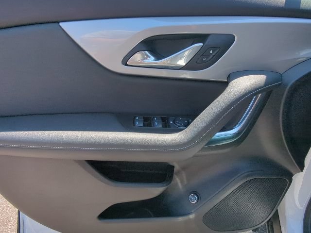 Used 2024 Chevrolet Blazer LT w/ Convenience Package FWD image 12