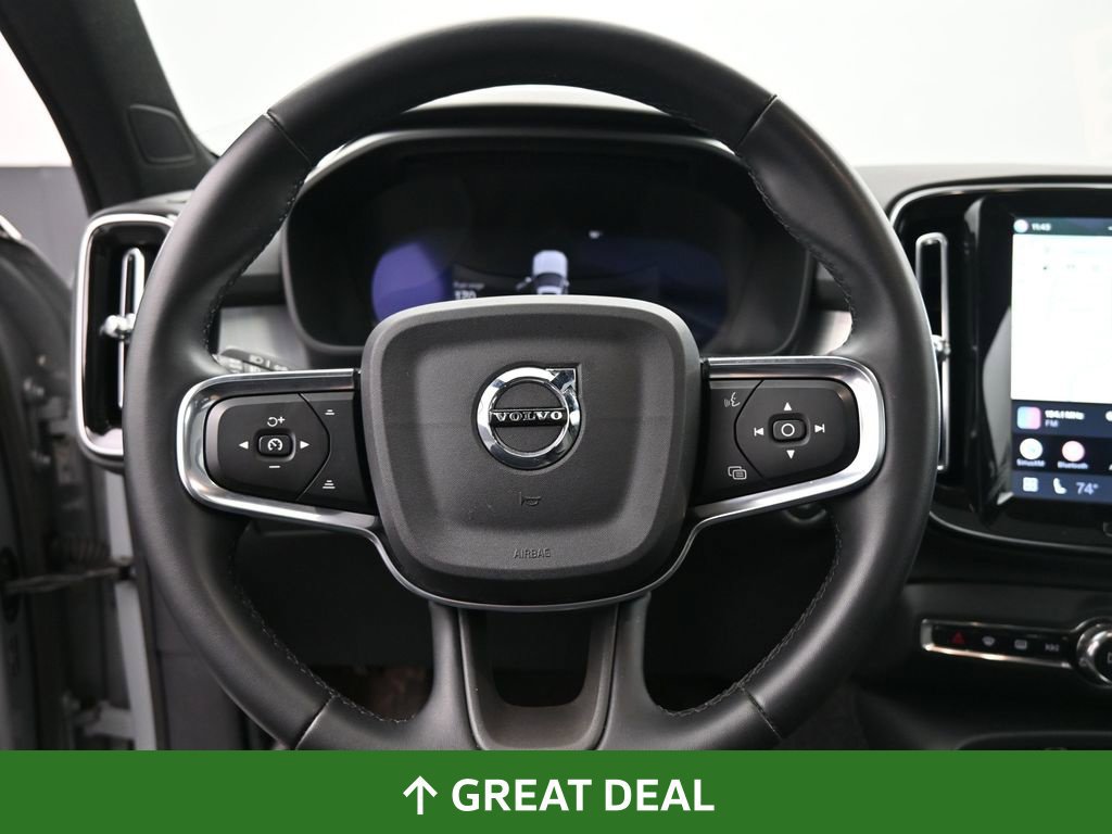 Used 2025 Volvo XC40 B5 Core AWD/4WD image 23