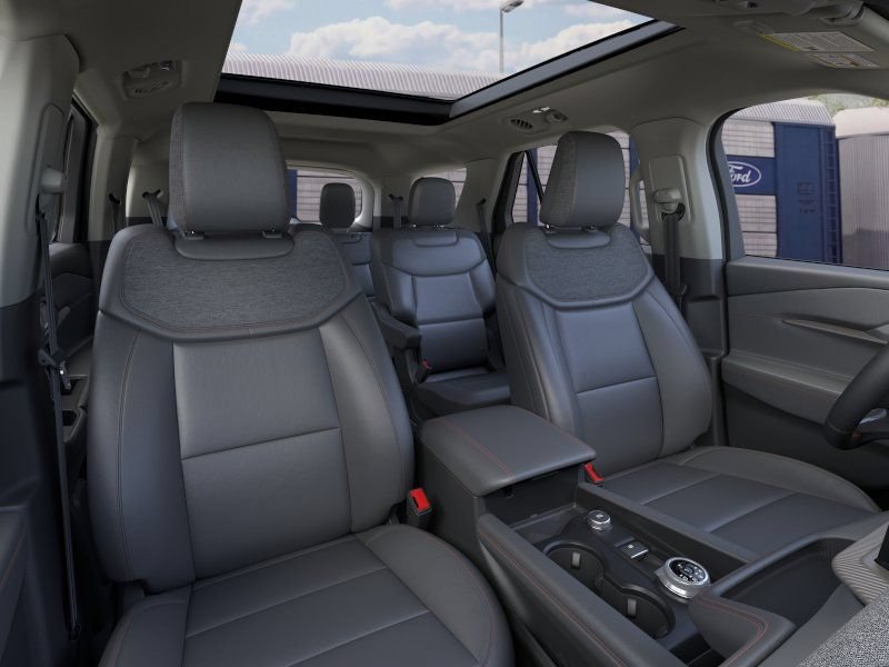 New 2026 Ford Explorer Active w/ Active Comfort Package AWD/4WD image 10